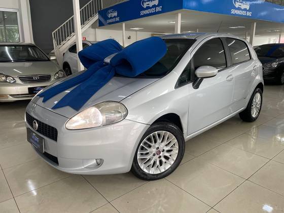 FIAT PUNTO 1.4 ATTRACTIVE 8V FLEX 4P MANUAL